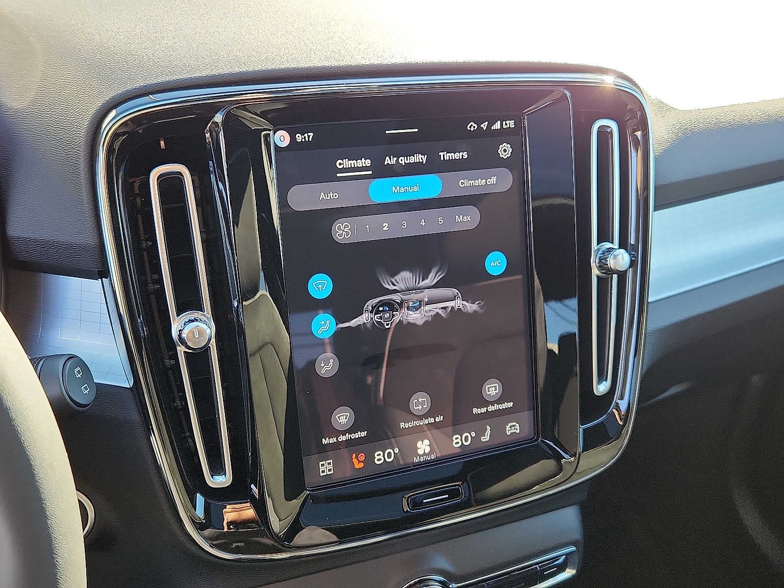 2026 Volvo XC40 Ultra Black Edition