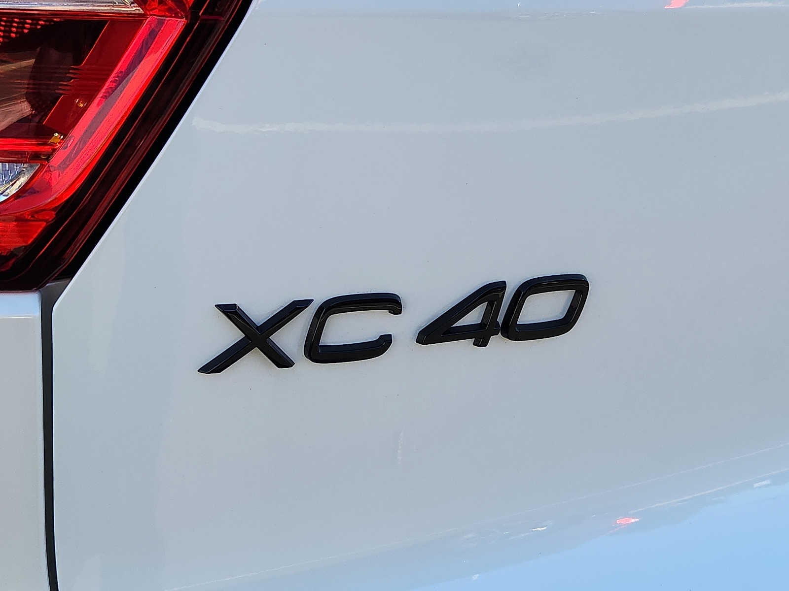 2026 Volvo XC40 Ultra Black Edition