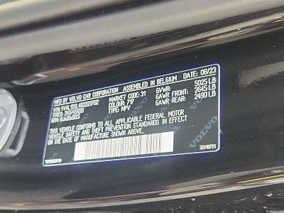 2024 Volvo XC40 Plus Dark Theme