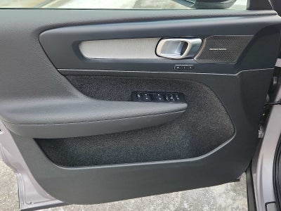 2026 Volvo XC40 Ultra