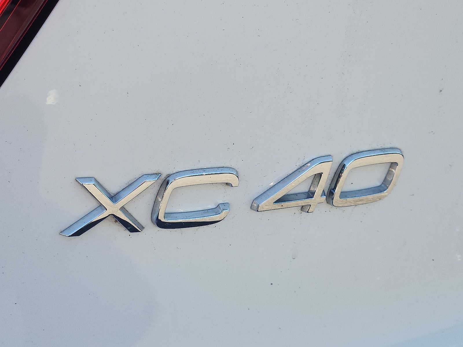 2023 Volvo XC40 Plus Bright Theme
