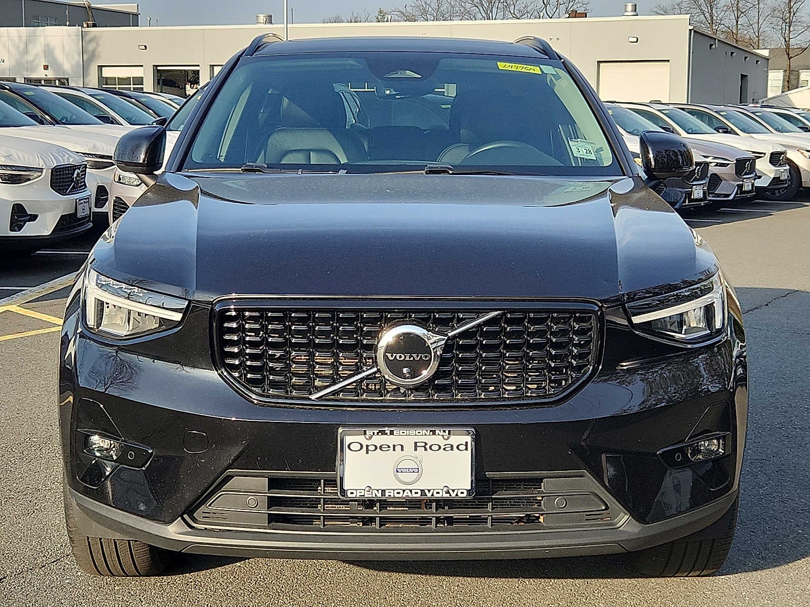 2023 Volvo XC40 Plus Dark Theme