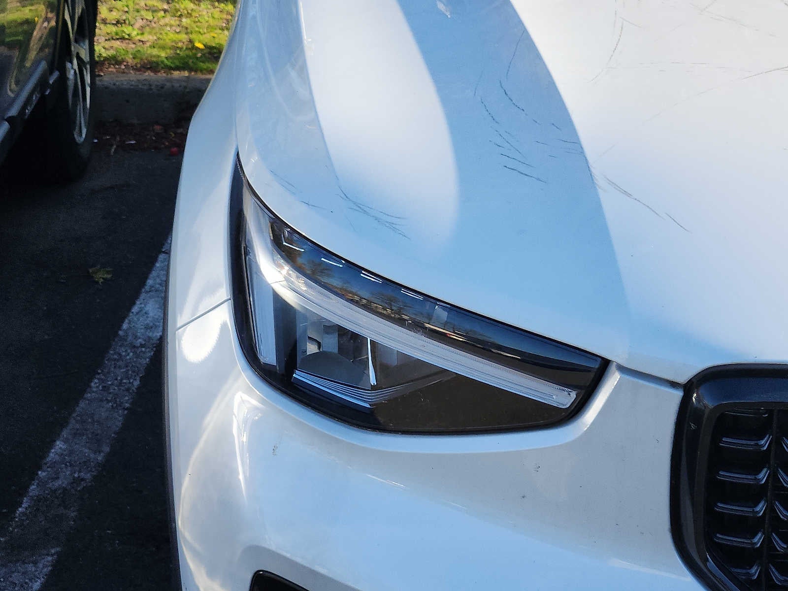 2023 Volvo XC40 Plus Dark Theme