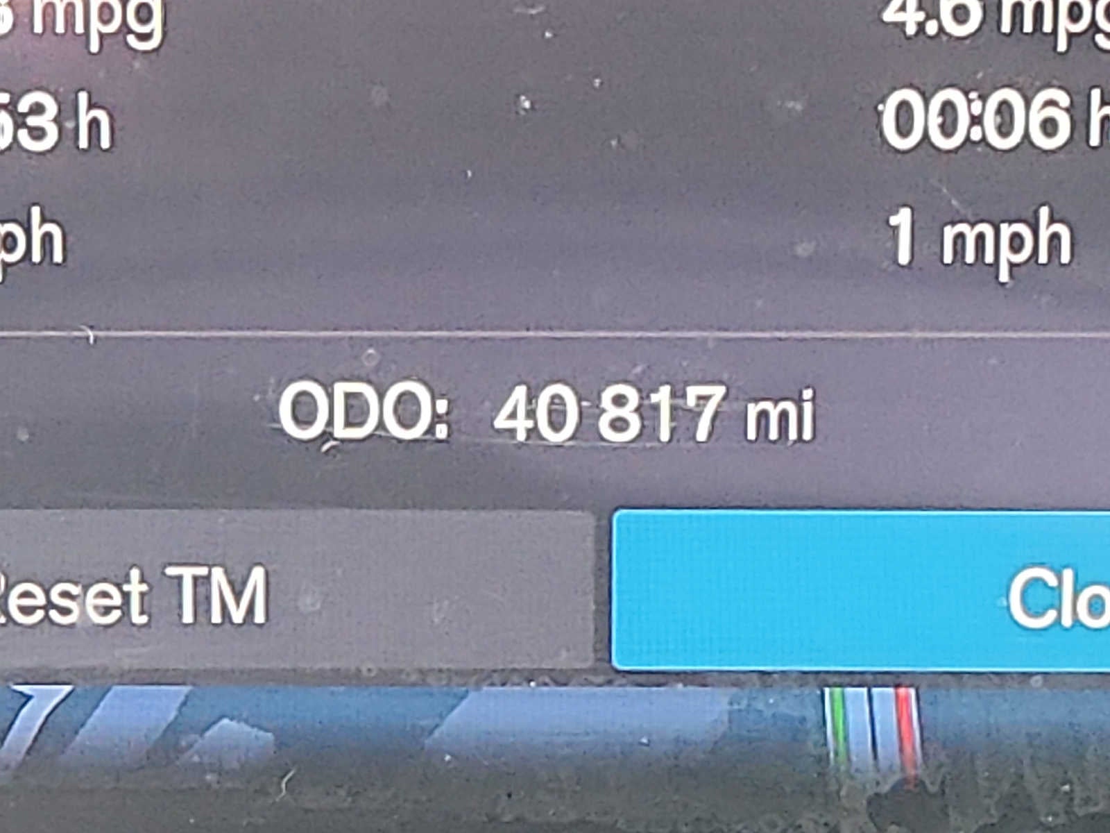 2023 Volvo XC40 Plus Dark Theme