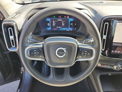 2023 Volvo XC40 Plus Dark Theme