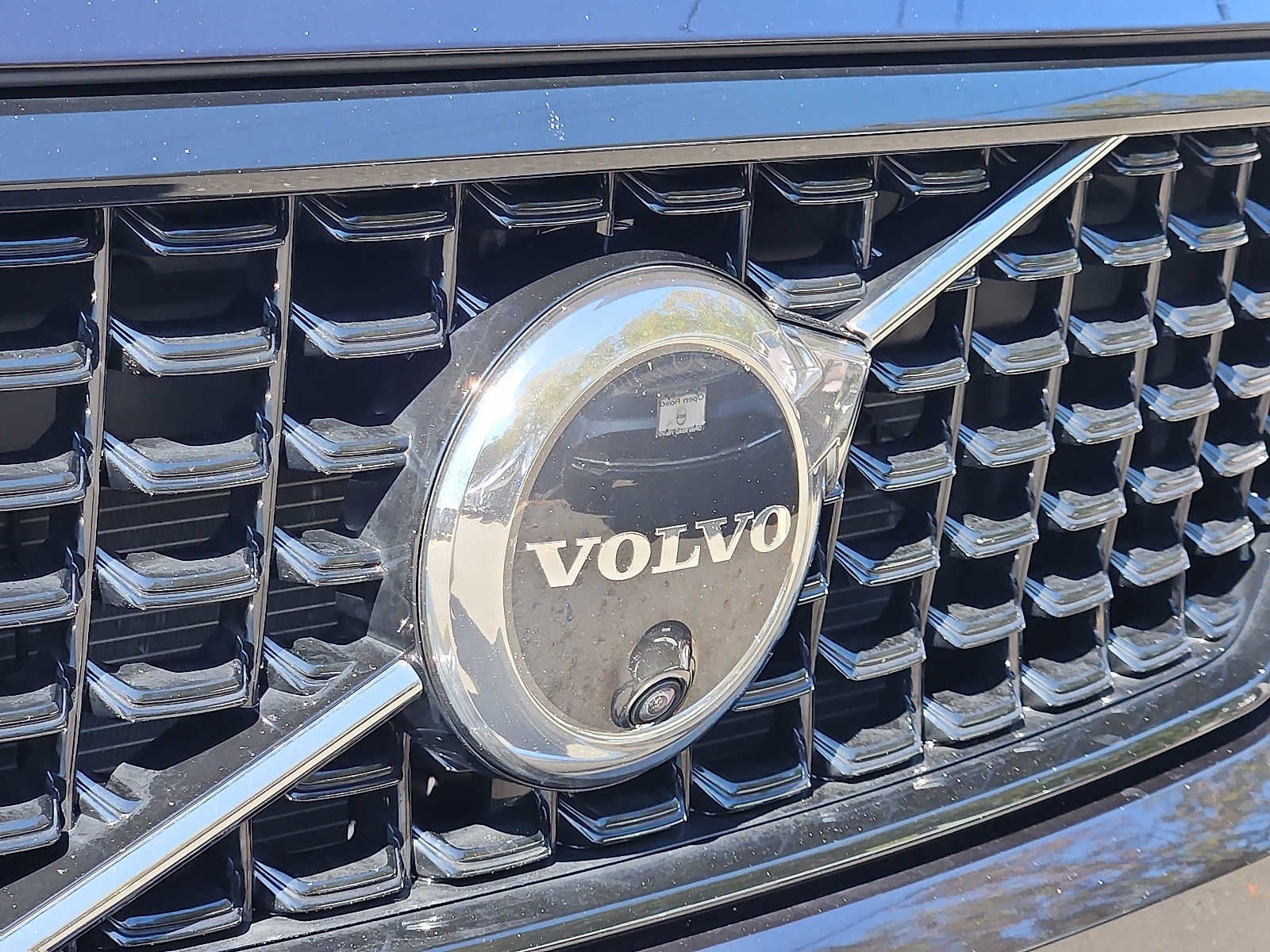 2023 Volvo XC40 Plus Dark Theme