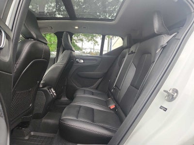 2023 Volvo XC40 Plus Dark Theme