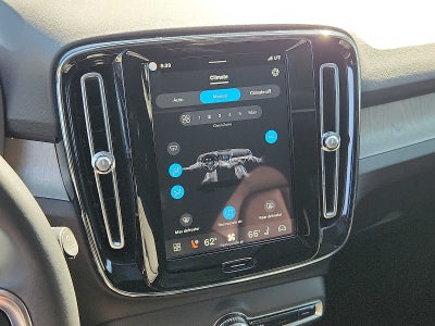 2023 Volvo XC40 Plus Dark Theme