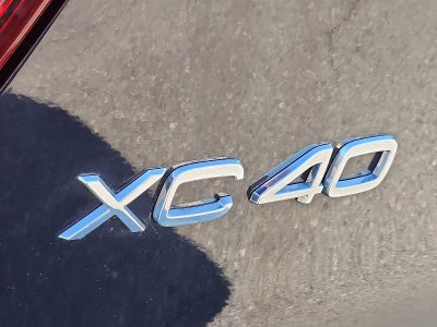2023 Volvo XC40 Plus Dark Theme