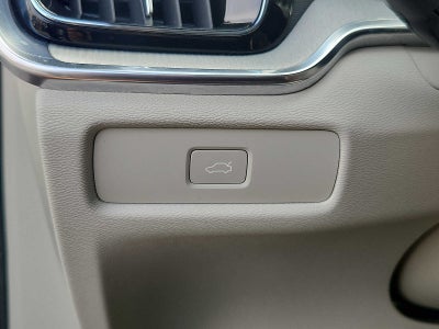 2024 Volvo V60 Cross Country Plus