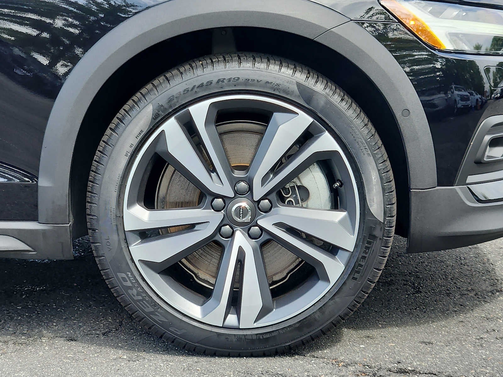 2024 Volvo V60 Cross Country Plus