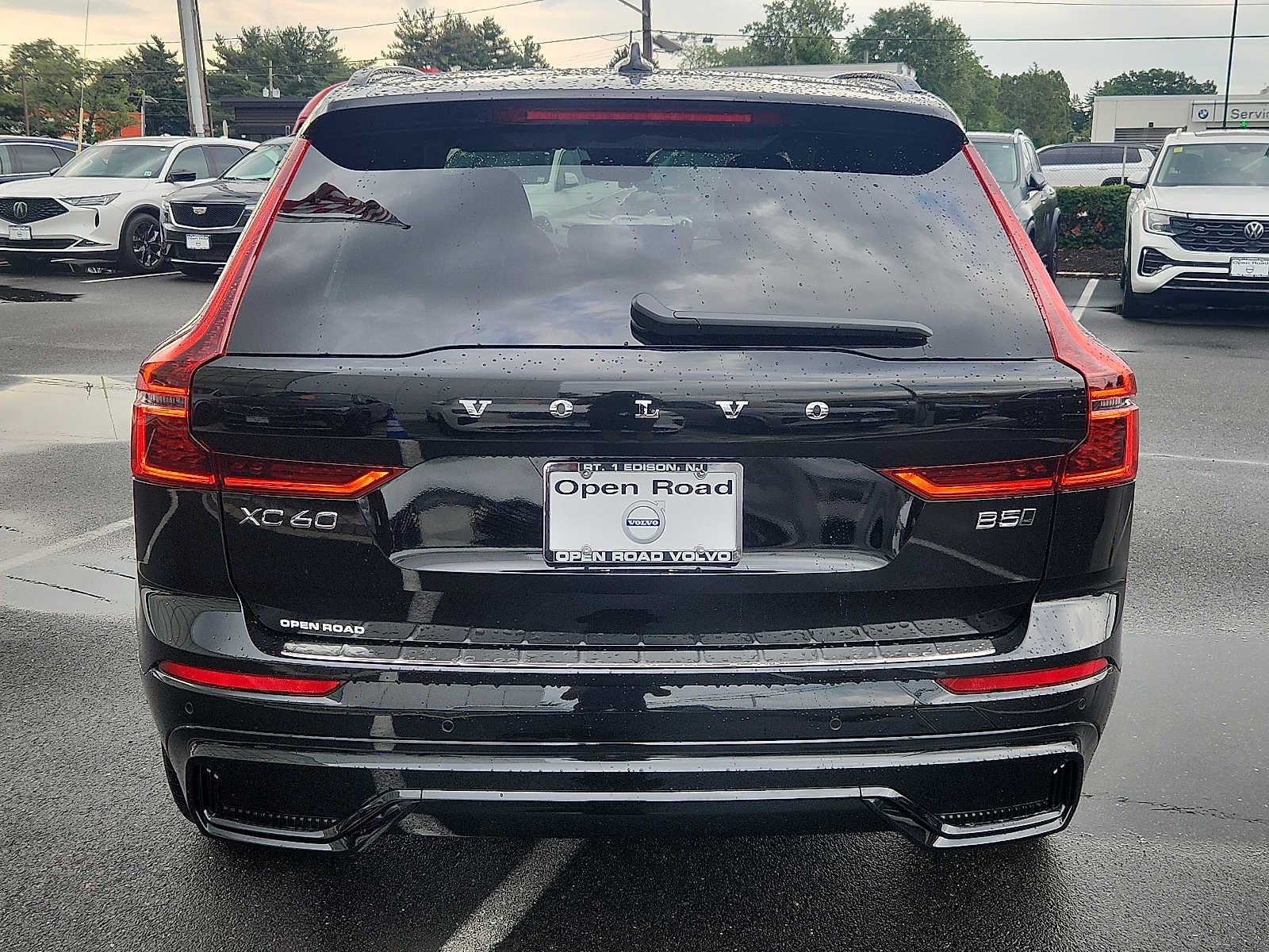 2026 Volvo XC60 Plus