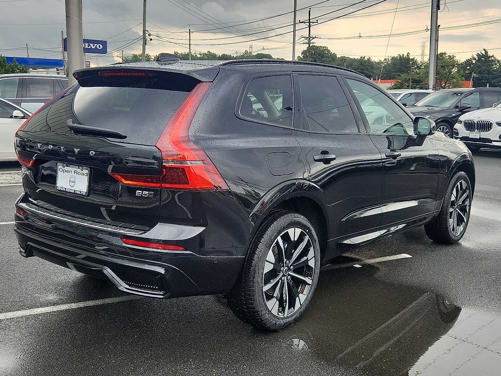 2026 Volvo XC60 Plus