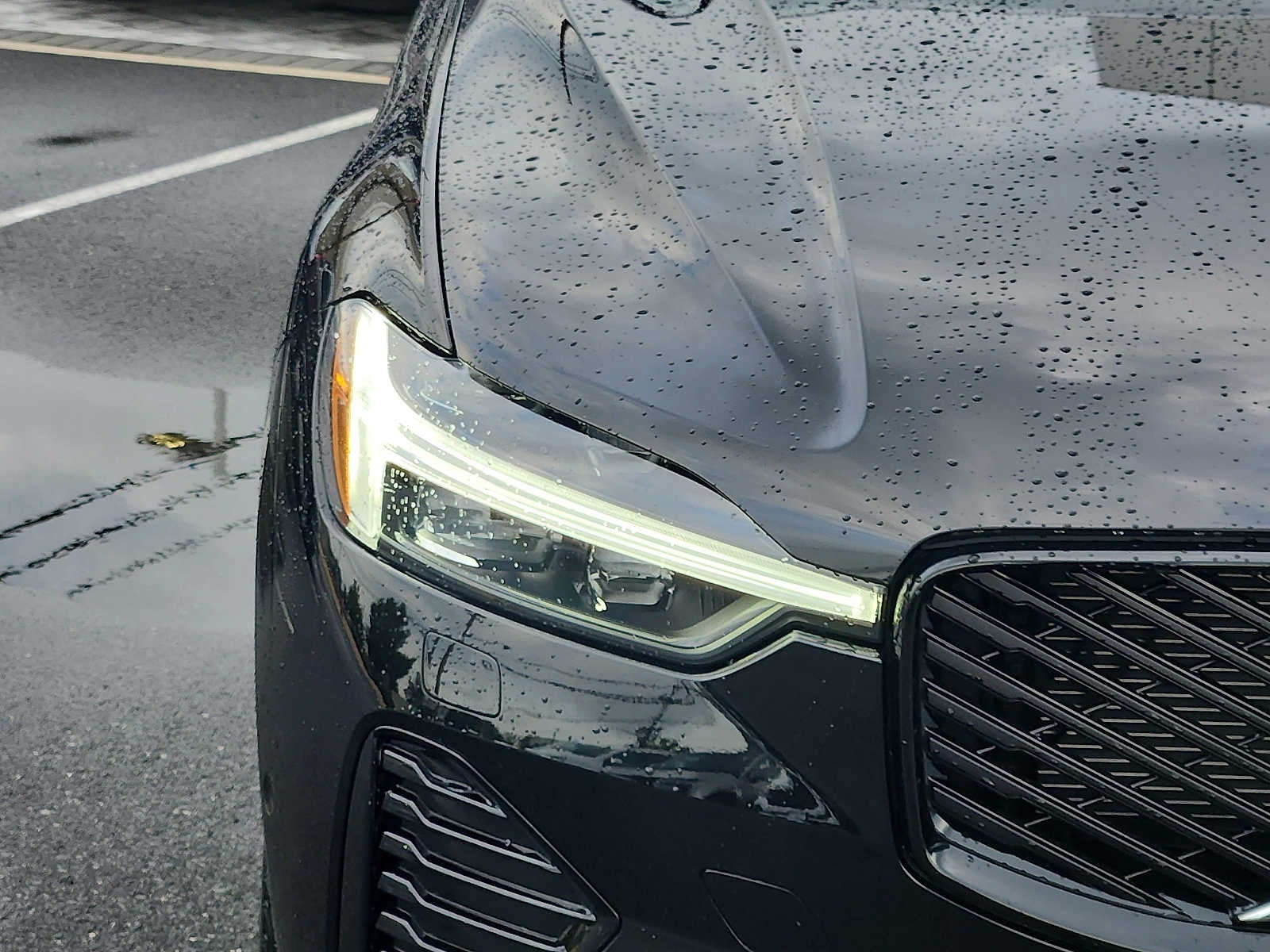2026 Volvo XC60 Plus