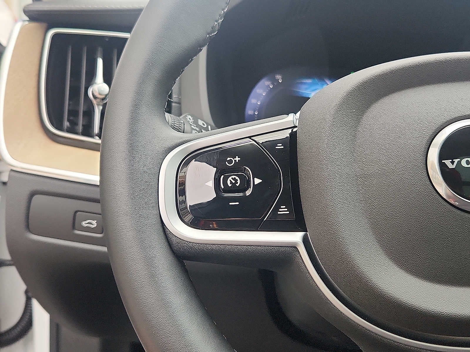2026 Volvo XC60 Ultra