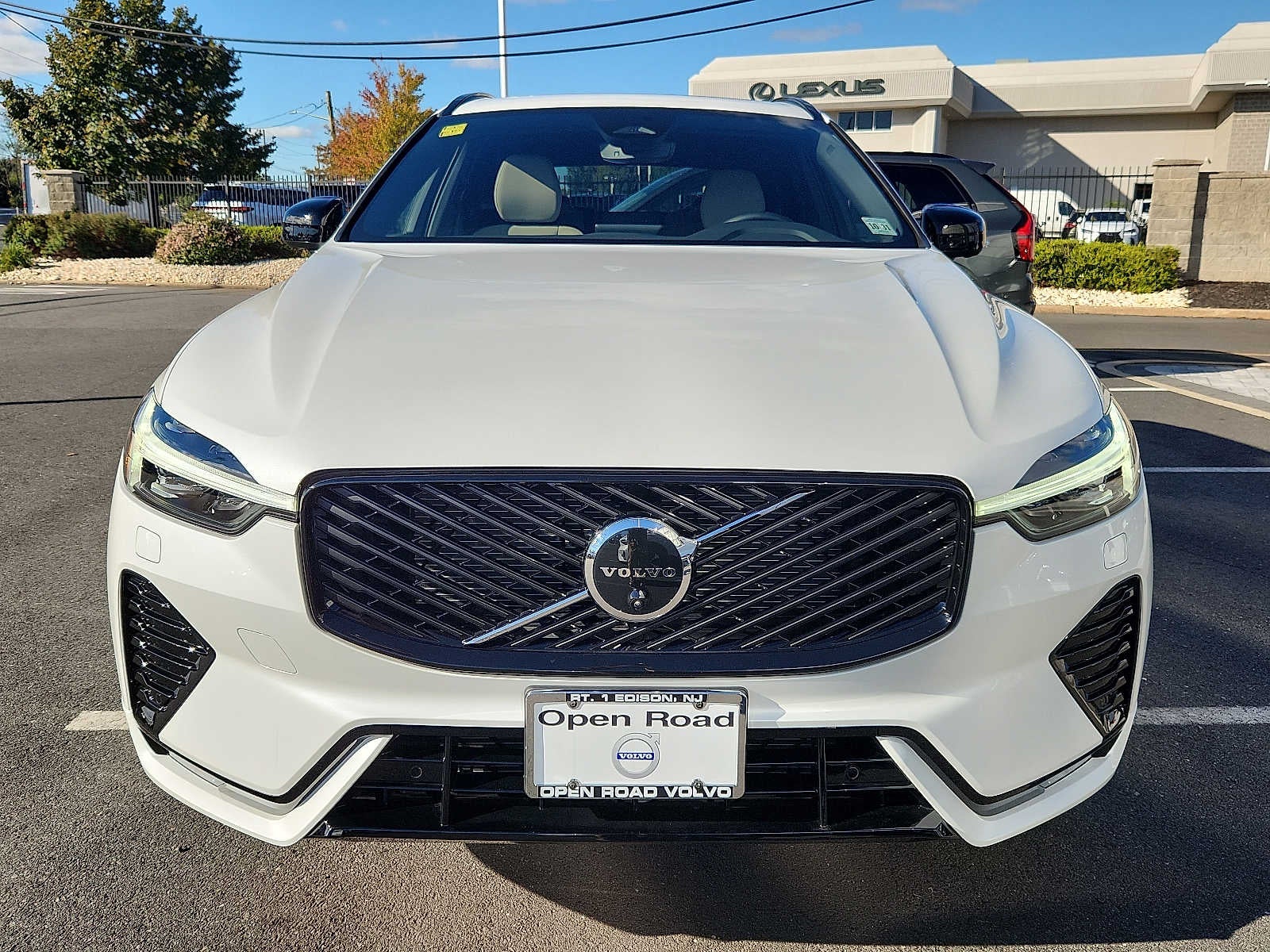 2027 Volvo XC60 Plus
