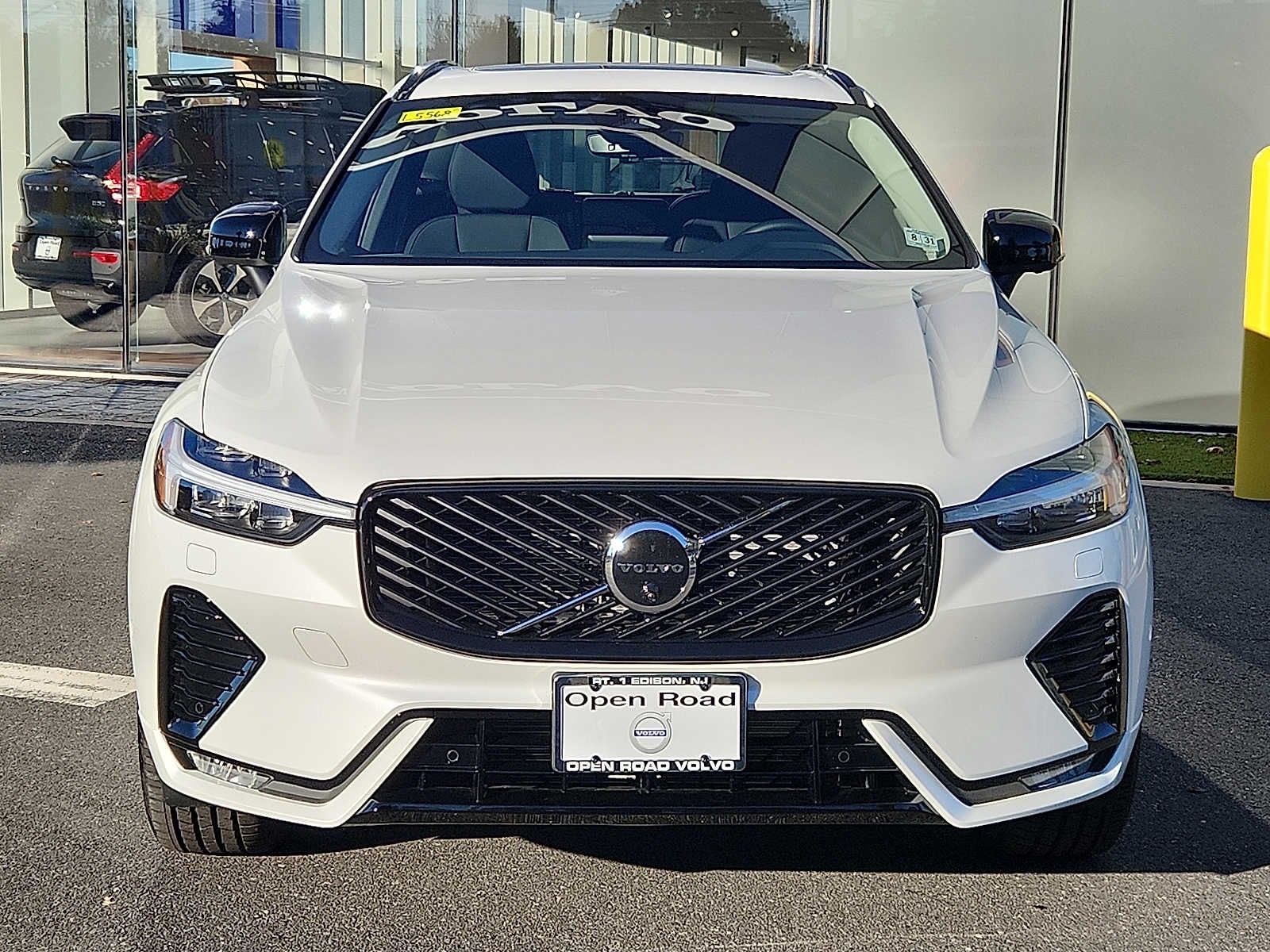 2027 Volvo XC60 Plus