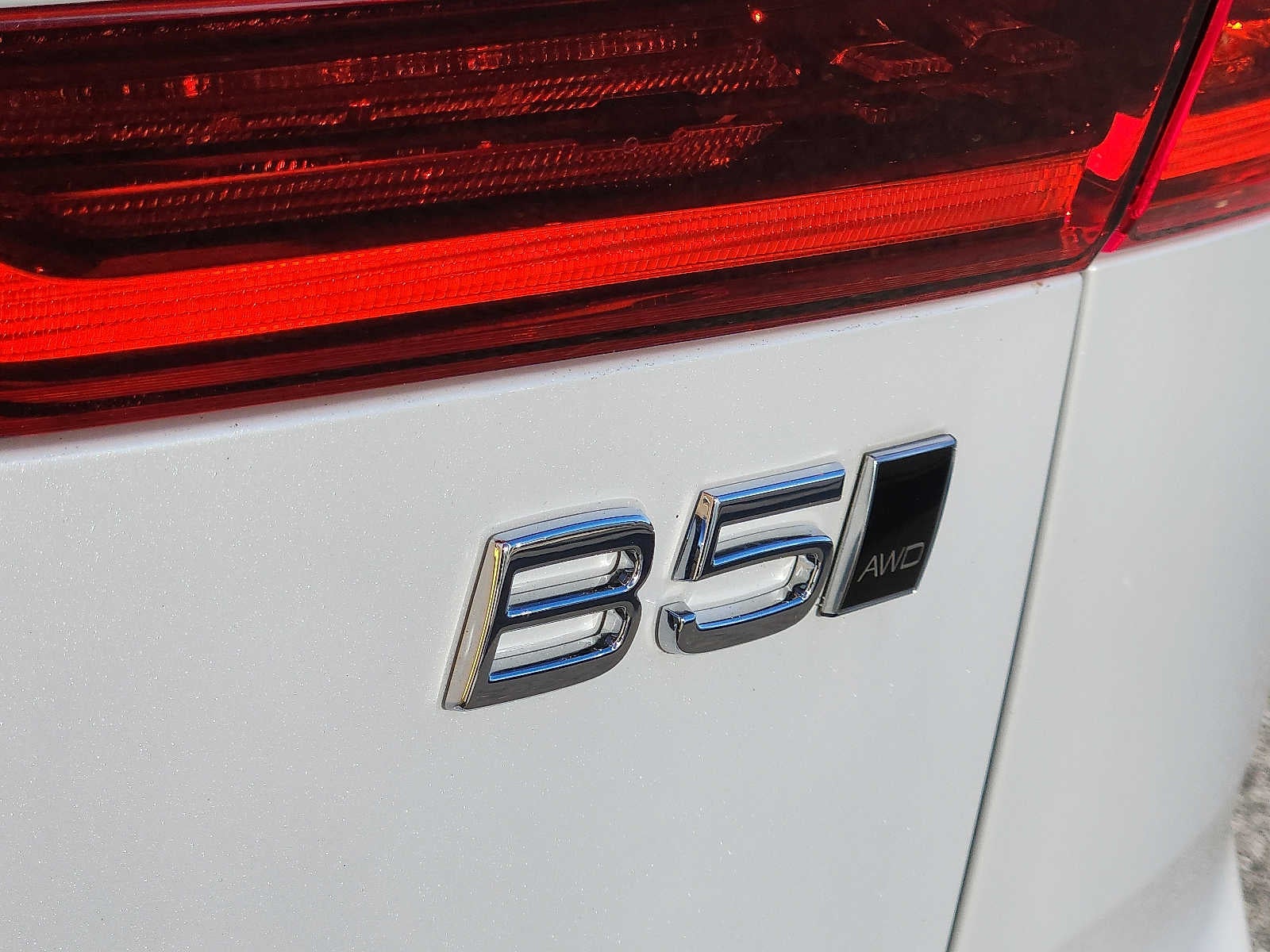 2027 Volvo XC60 Plus