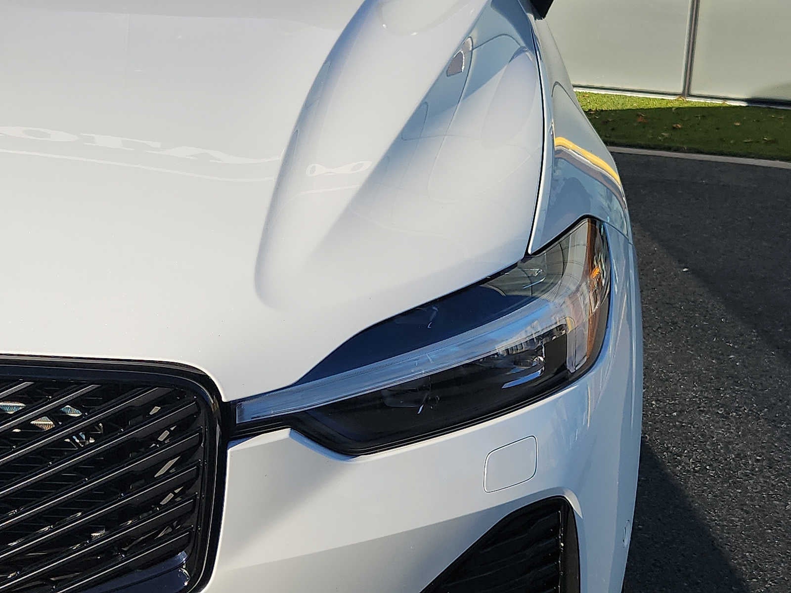 2027 Volvo XC60 Plus