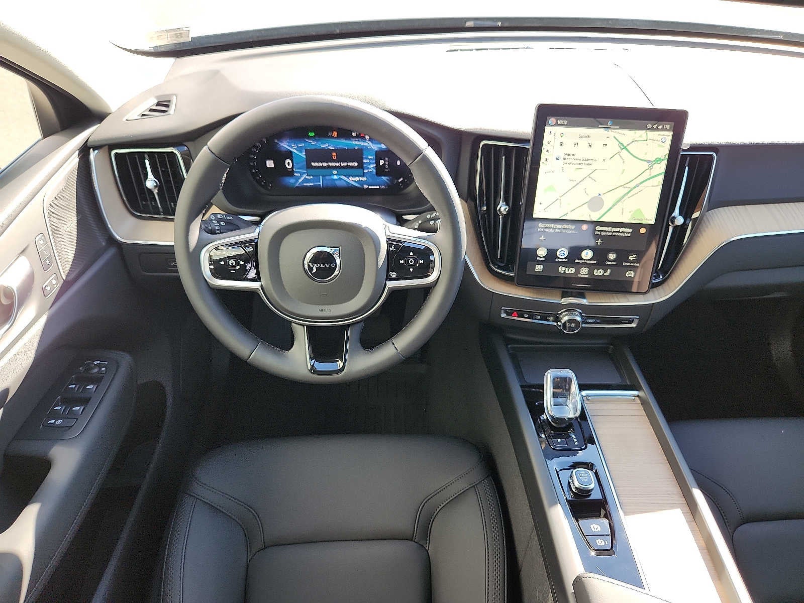 2027 Volvo XC60 Plus