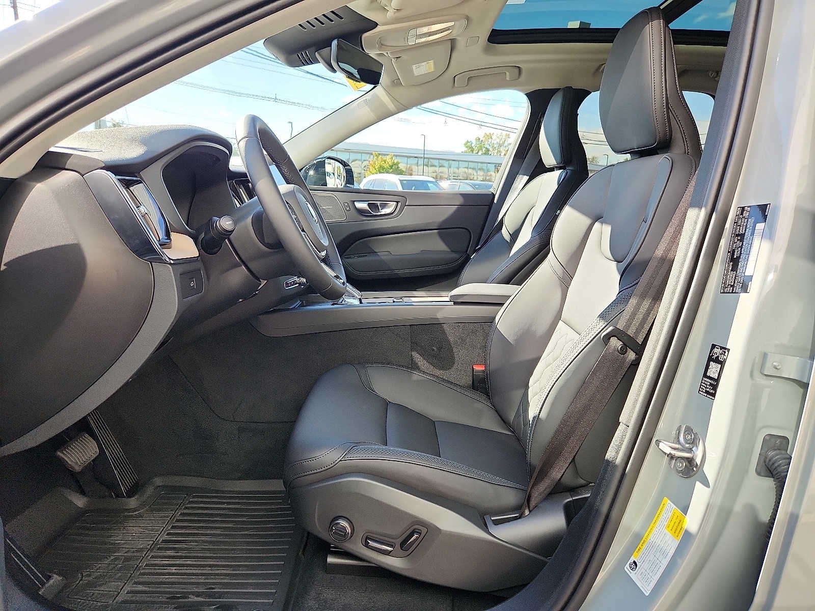 2027 Volvo XC60 Plus