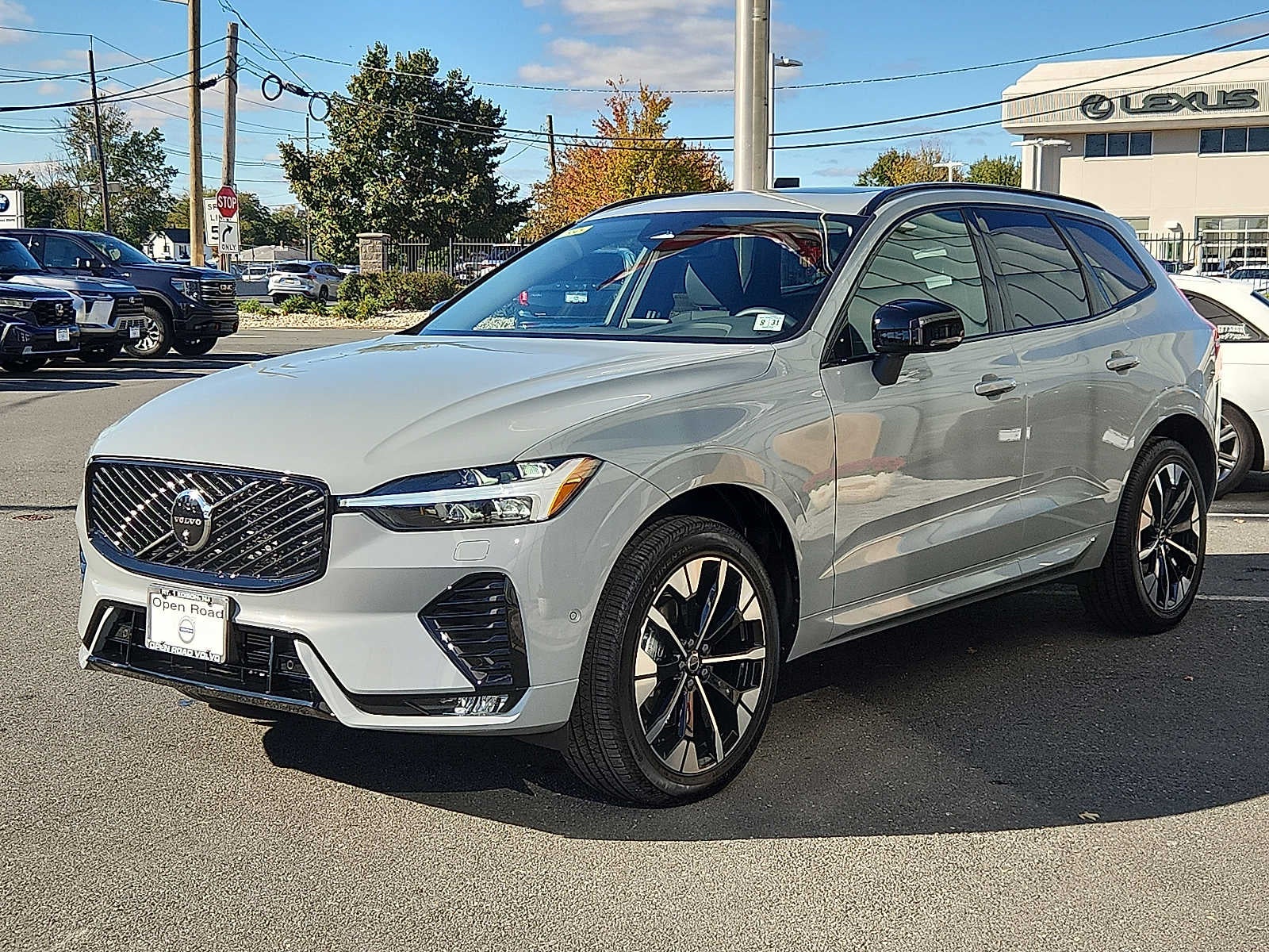 2027 Volvo XC60 Plus