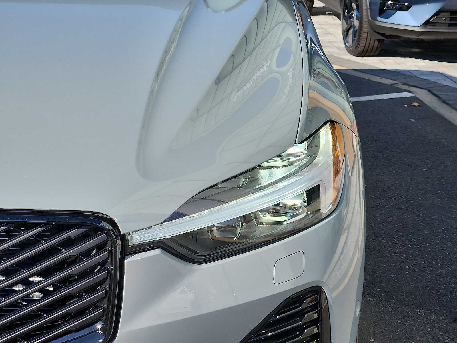 2027 Volvo XC60 Plus