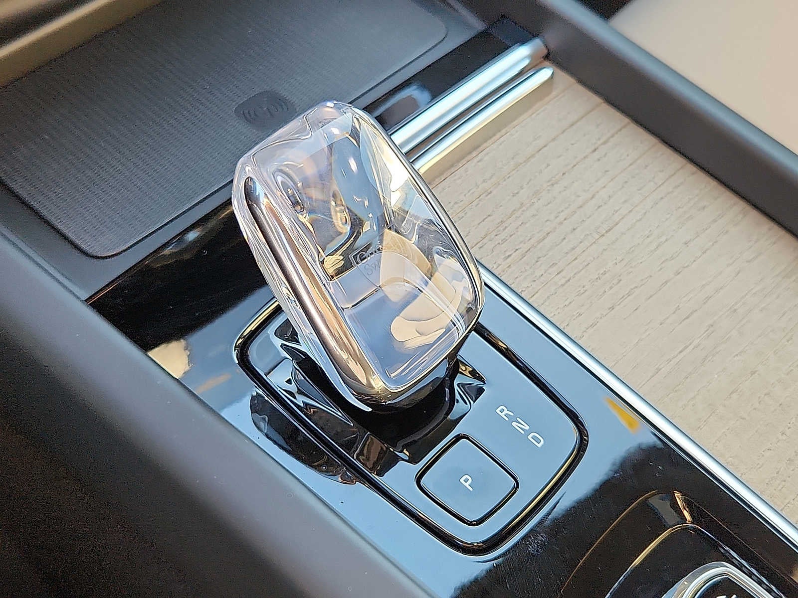 2027 Volvo XC60 Plus