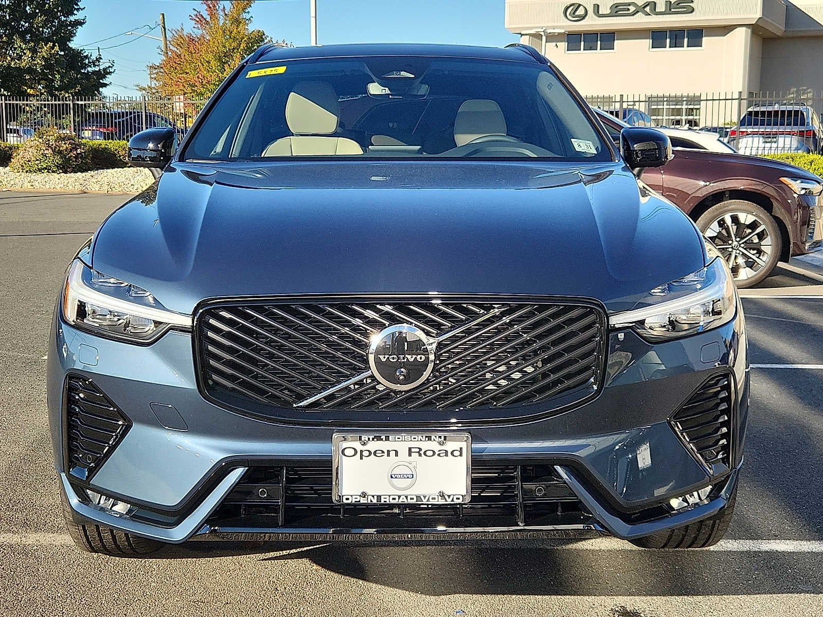 2027 Volvo XC60 Plus