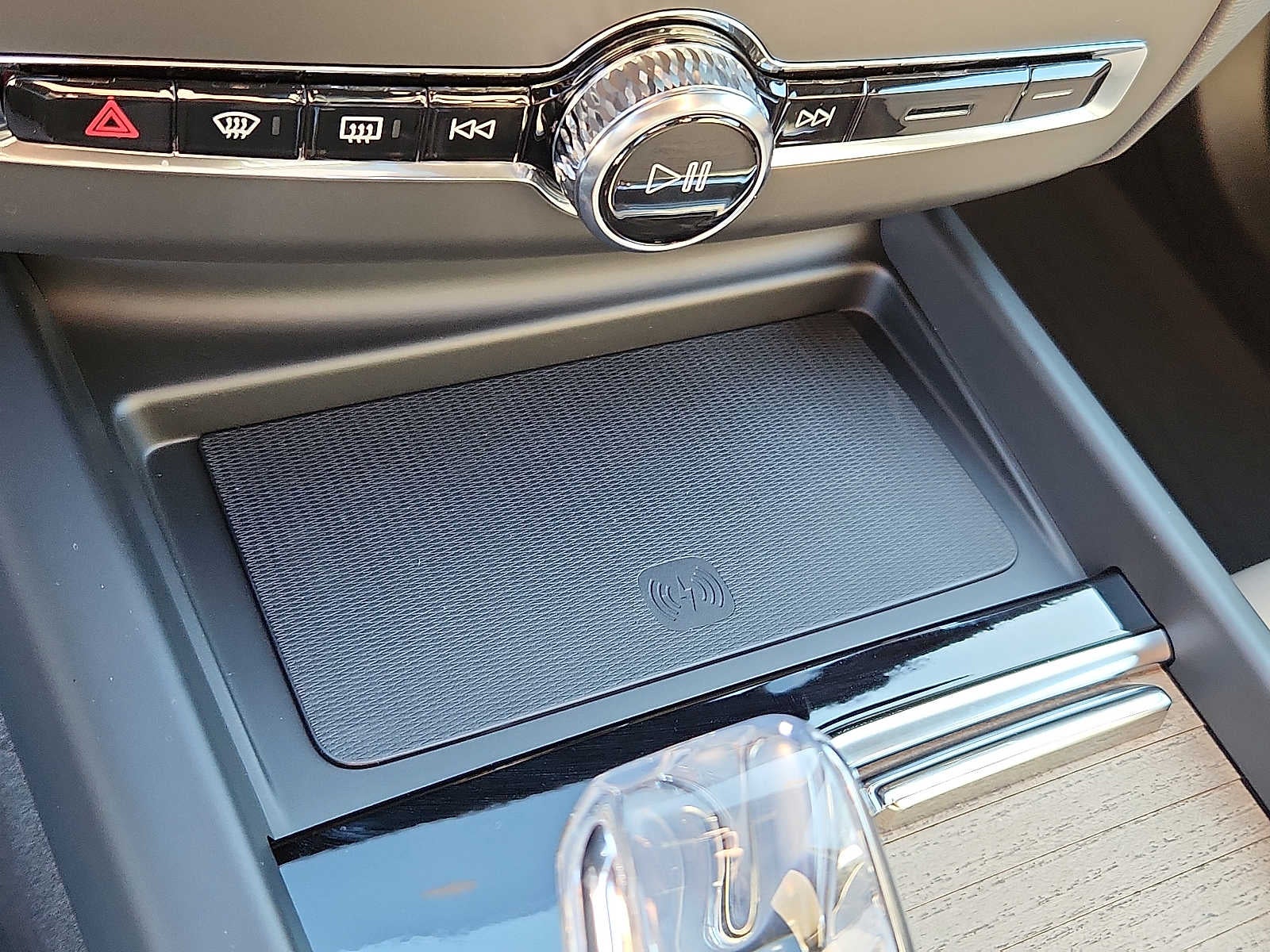 2027 Volvo XC60 Plus