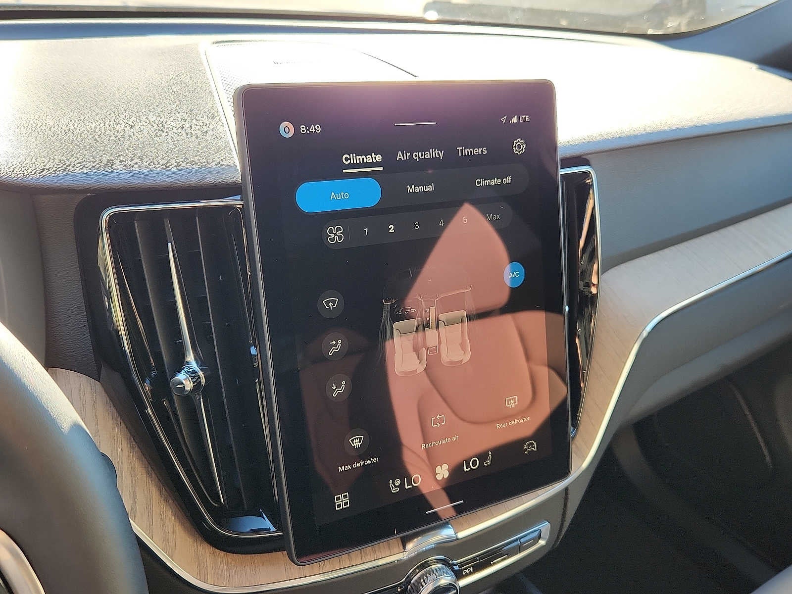 2027 Volvo XC60 Plus