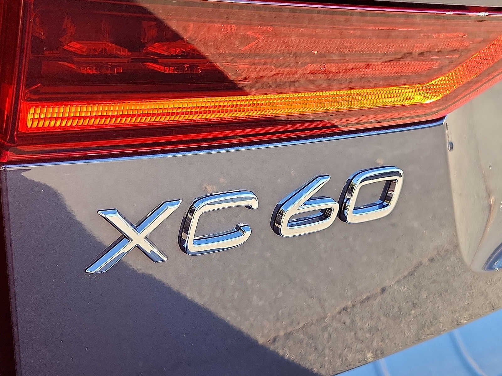 2027 Volvo XC60 Plus