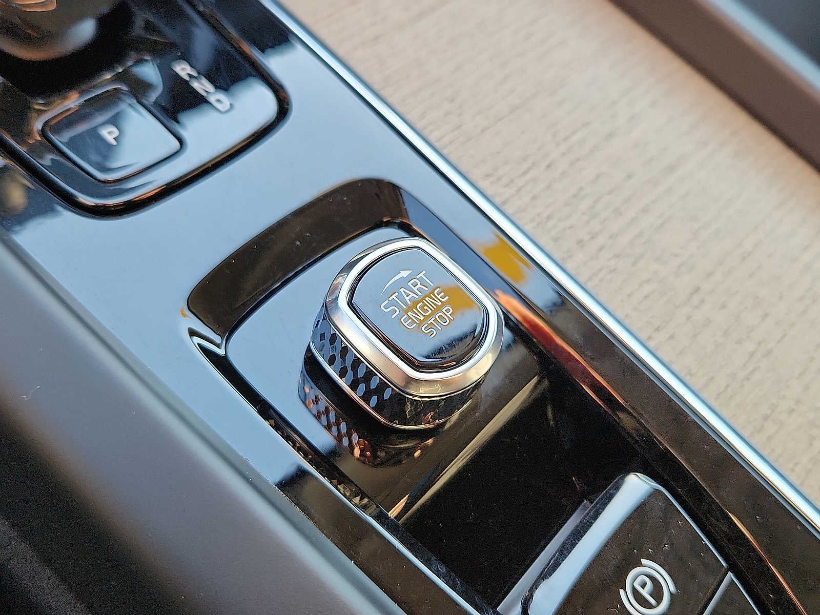 2027 Volvo XC60 Ultra